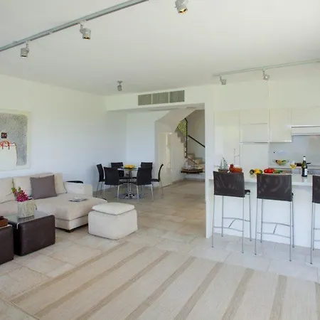 Вилла You Have Found The Perfect 5 Star Beach 23 *